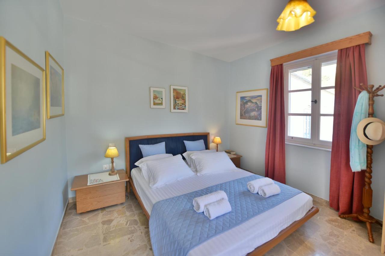 Feel At Home - Family House In Hydra Esterno foto