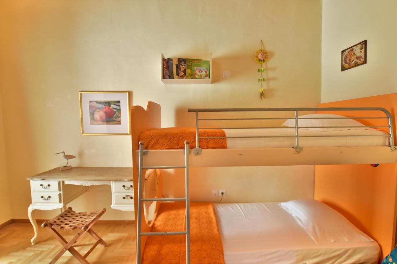 Feel At Home - Family House In Hydra Esterno foto