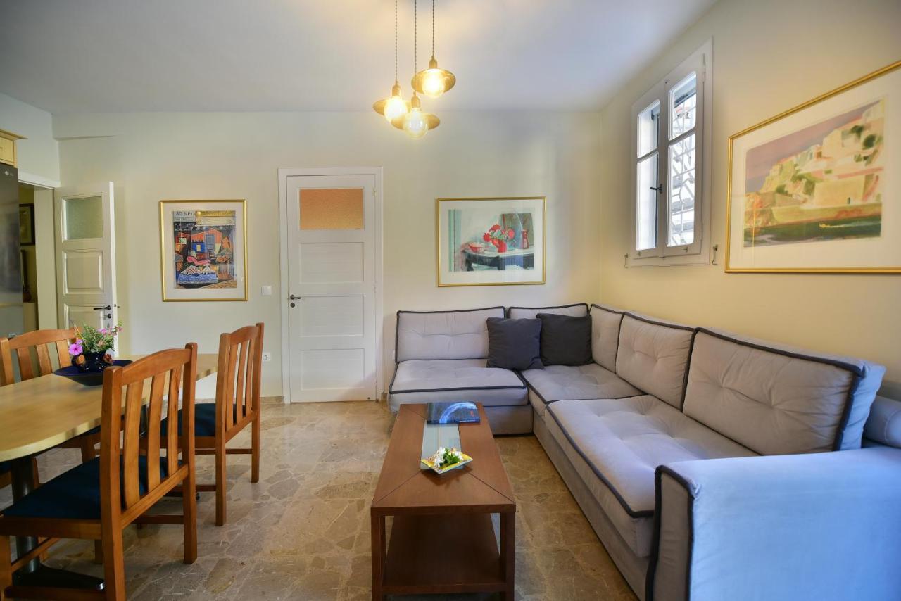 Feel At Home - Family House In Hydra Esterno foto