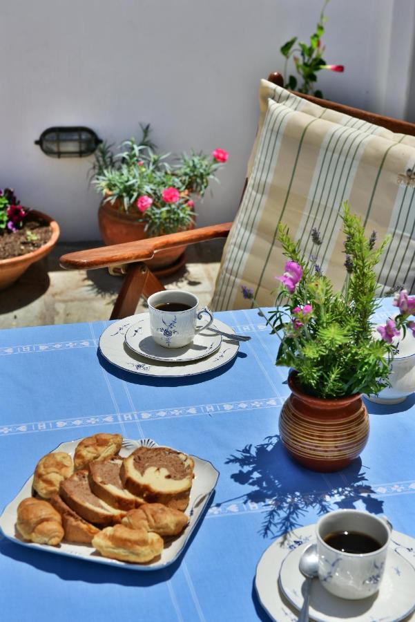 Feel At Home - Family House In Hydra Esterno foto